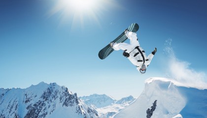 开云·体育全站登录地址-全国青少年“挑战极限”户外篮球趣味赛在西藏拉开序幕，激发青少年勇气